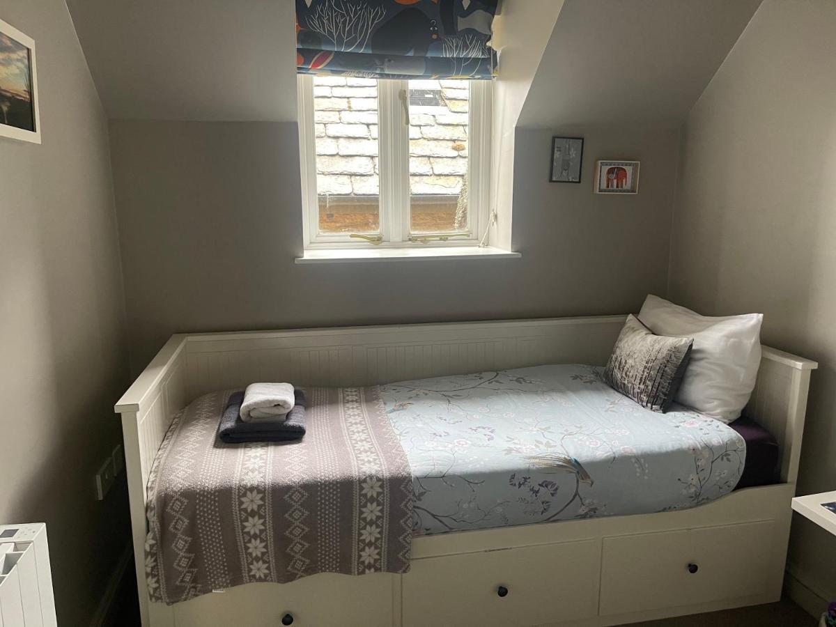 Carp'S Rise Cottage Somerford Keynes Extérieur photo